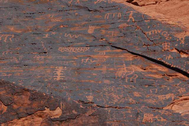 petroglyphs at Mouse's Tank